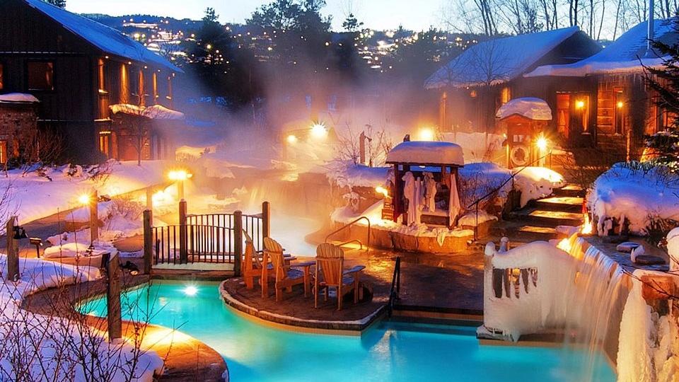 Canada’s Top 5 Outdoors Heated Pools Experiences